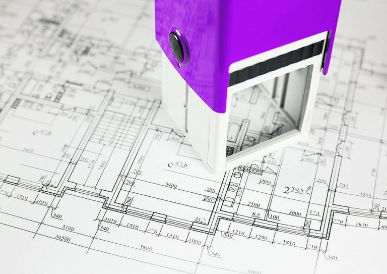 Aufgeschobene Bauverhandlungen führen zu einen „Stau“ von Projekten.Shutterstock