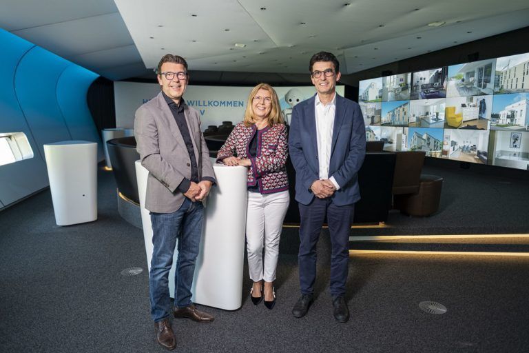 Christian, Graziella und Wilfried Hefel stehen seit 1993 an der Spitze des Familienunternehmens mit 150 Mitarbeitern. hefel