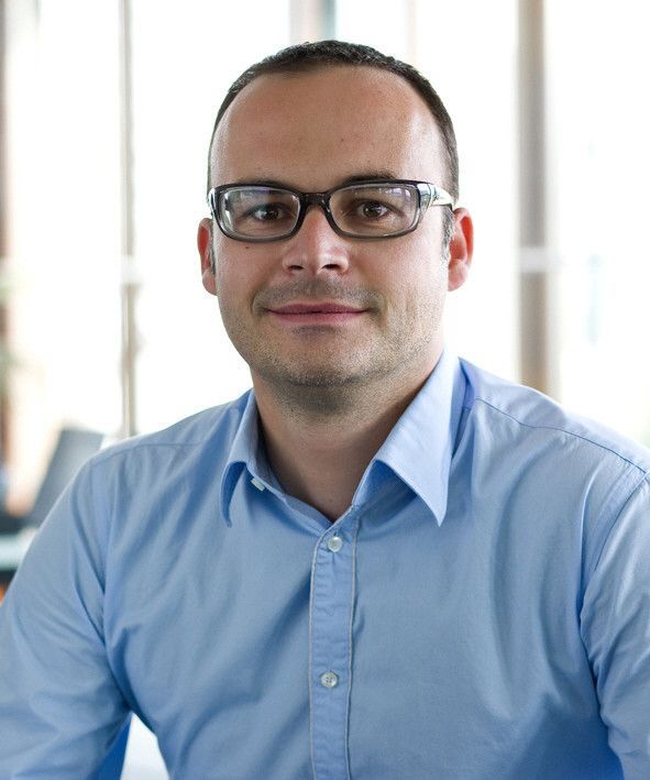 Die Menschen sind verunsichert, deshalb warten viele Kunden ab, was noch passiert. Es wird sicher mehr Angebot z. B. an Anlegerwohnungen geben, die wieder verkauft werden. Andreas Karg, Immobilienmakler