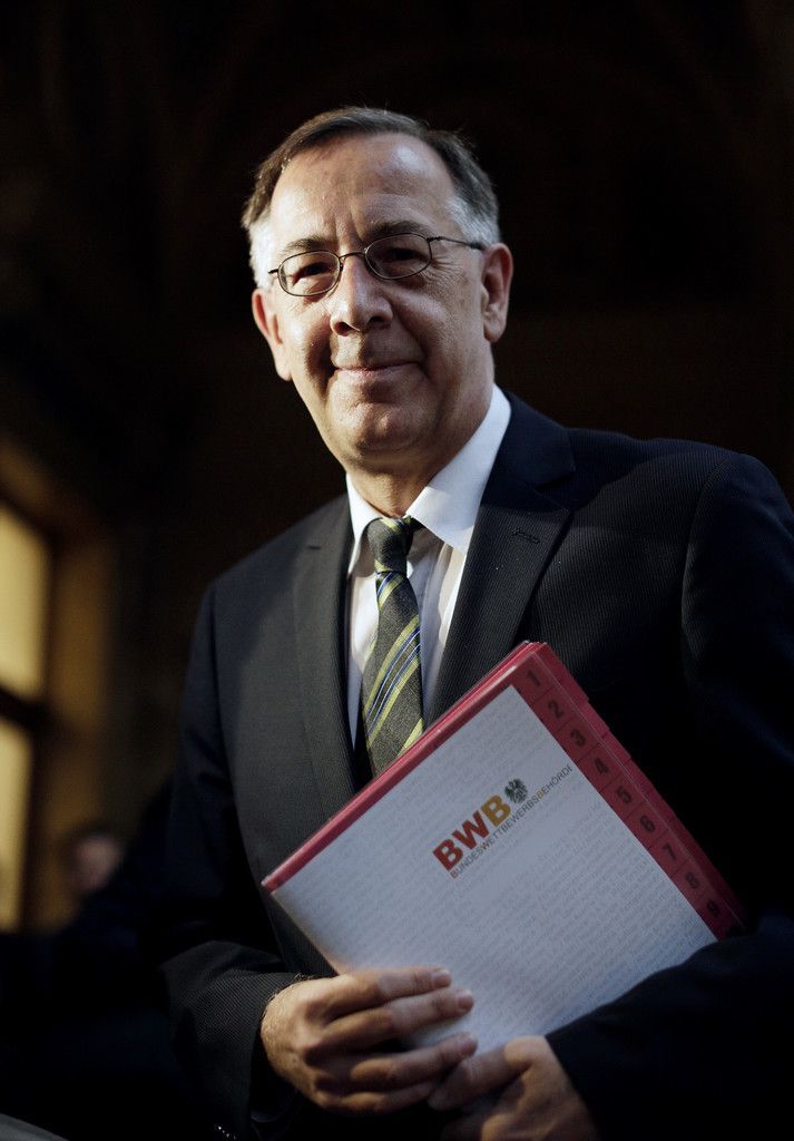 Wettbewerbshüter Theo Thanner will wissen, ob der Markt leidet. APA