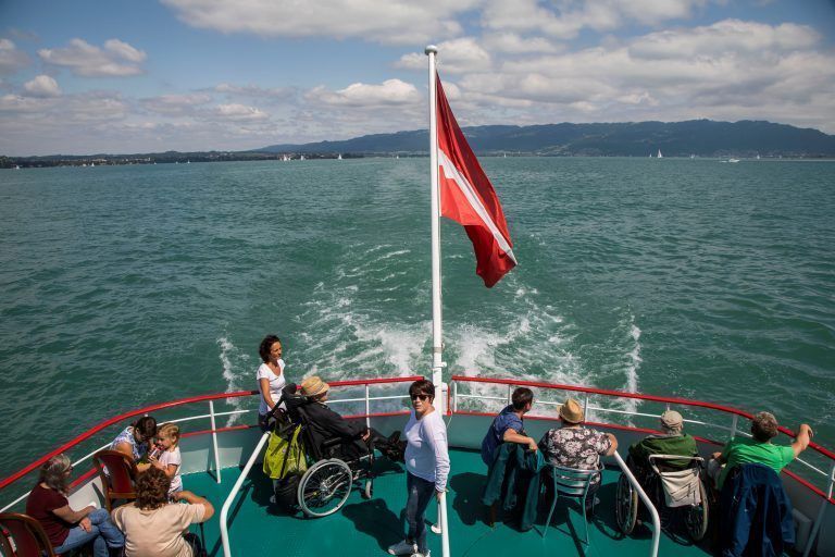 Betroffenheit (sehr schwer, schwer) 76,19 ProzentUmsatzeinbruch (51 bis 100 Prozent) 61,91 ProzentHilfe 28, 57 Prozent Härtefallfonds, 33,33 Prozent KreditstundungenCoronakurzarbeit 71,43 ProzentUnterstützung ausreichend? 4,76 Prozent