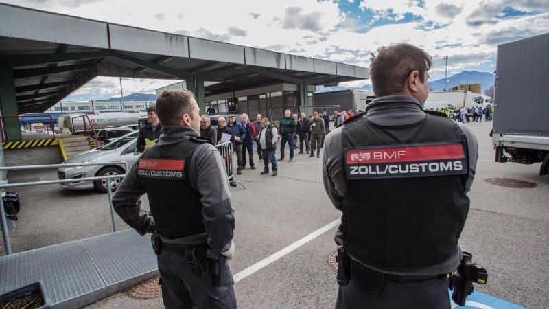 Wolfurt: Fünf geschleppte Afghanen in Sattelauflieger