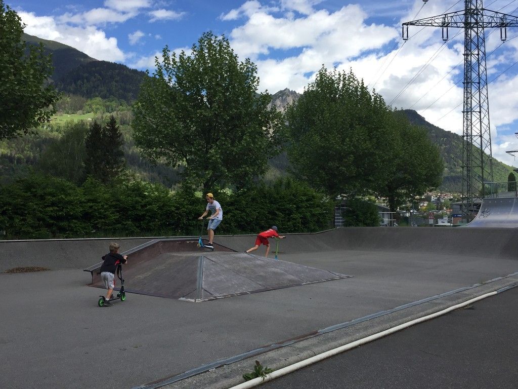 Nüziger Skaterplatz bekommt neues Equipment