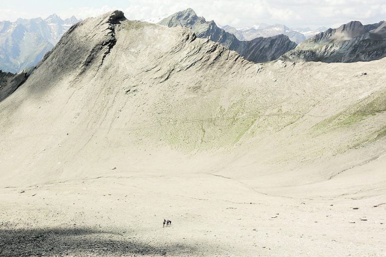 Das Dürrenfeld erinnert an die Sahara.