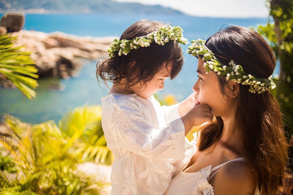 Blumen, Blusen und ein fesselnder Brauch