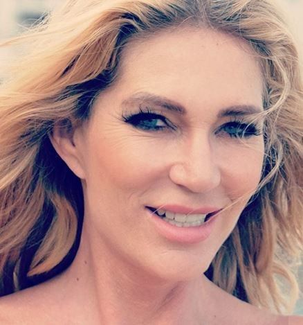 Sarah Kern hat sich verlobt