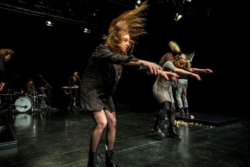 Theatermacher fordern Kultur- und  Gesundheitsminister erneut zum Dialog auf