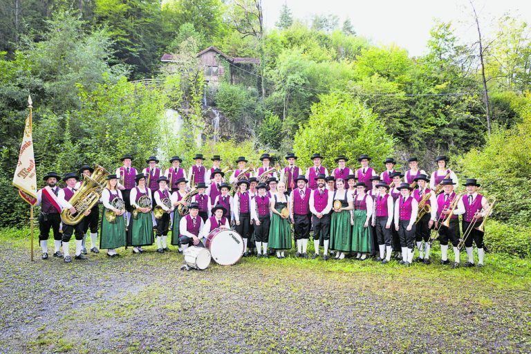 Seit über einem Jahrhundert sorgt die Harmonie für den richtigen Ton in Muntlix. Harmoniemusik Muntlix