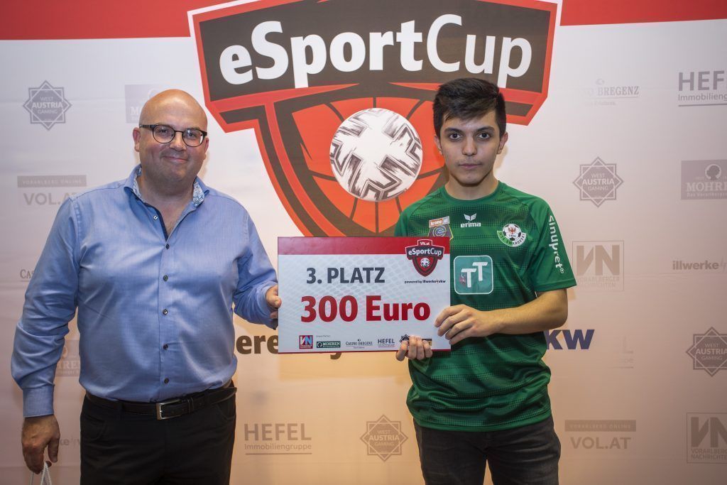 Emre Avcu ist der Überraschungssieger beim VN.at-eSportCup