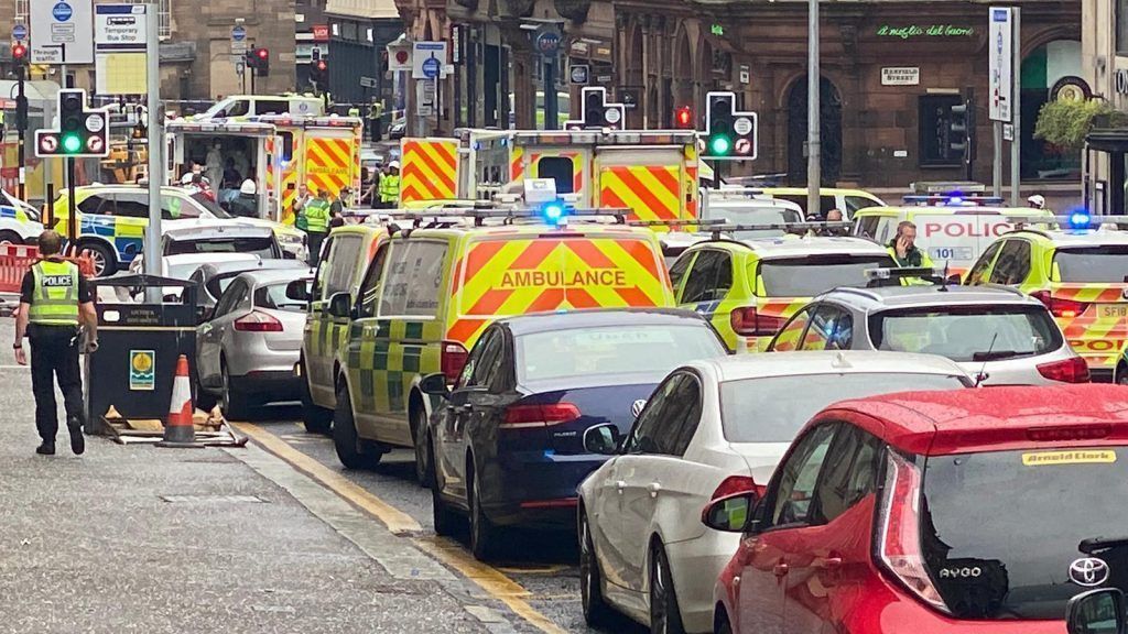 Drei Tote bei Messerattacke in Glasgow