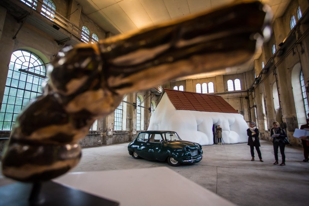 Big, bigger, Erwin Wurm
