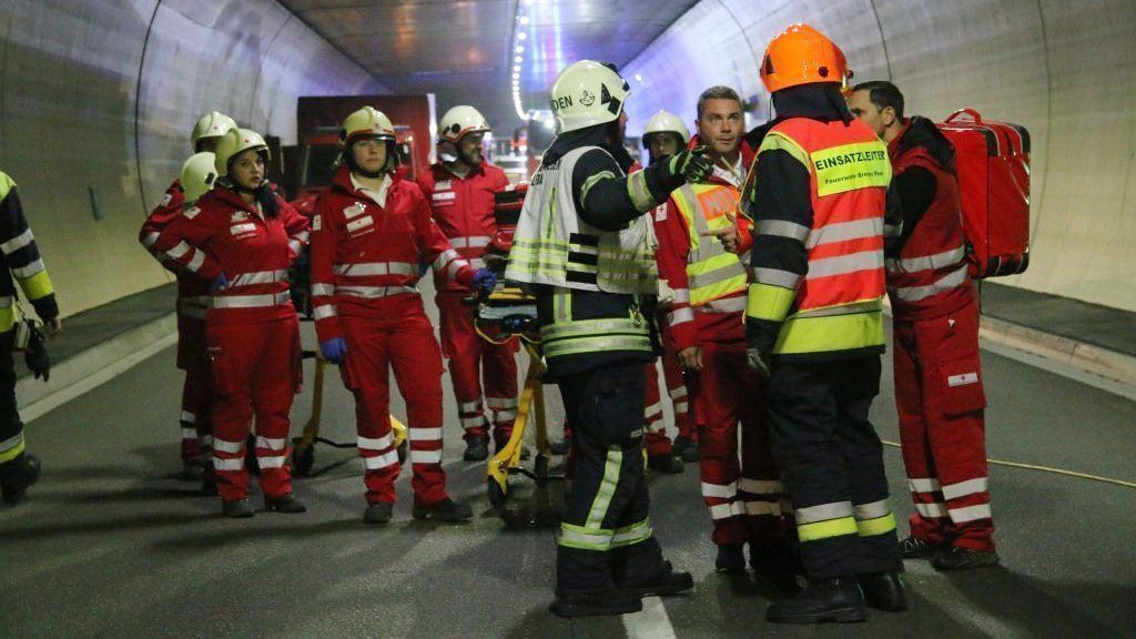 Pfändertunnel: Eine verletzte Person nach Auffahrunfall