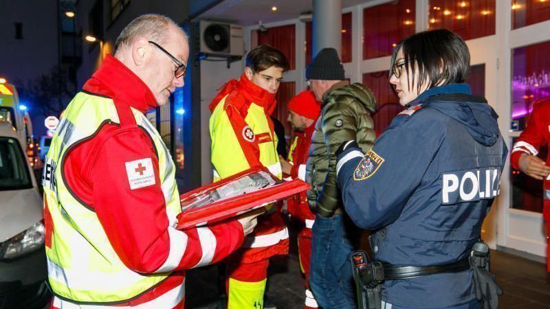 Polizisten als Lebensretter im Einsatz