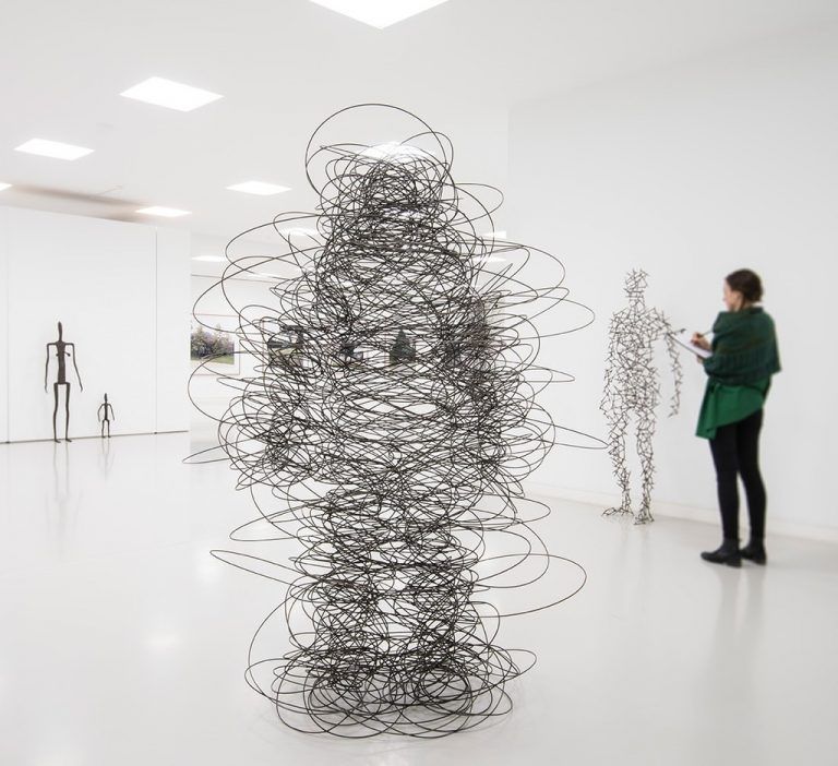 Gormley-Arbeiten sind in Paris bei Ropac zu sehen und bald in Sindelfingen. kleinbach