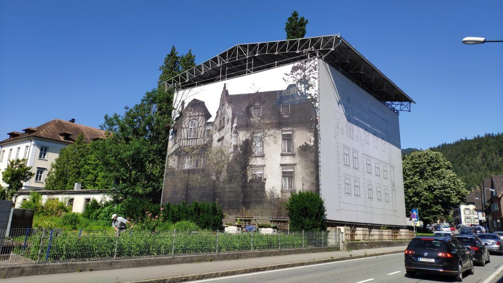 Neue Kleider für Häusle-Villa in Rankweil