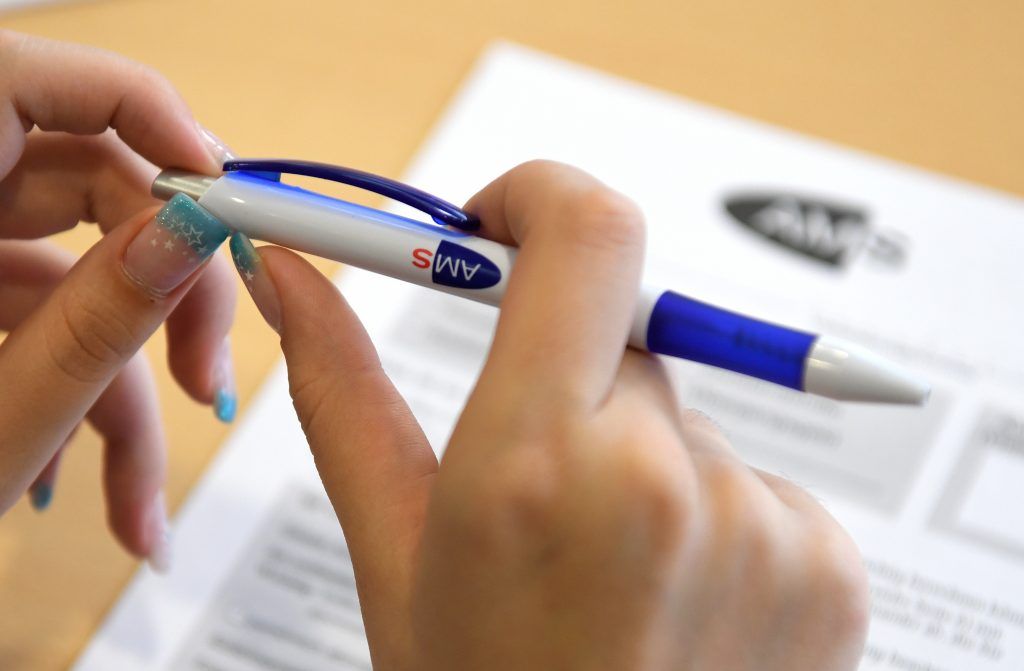 Rekord: Knapp 114.000 offene Stellen