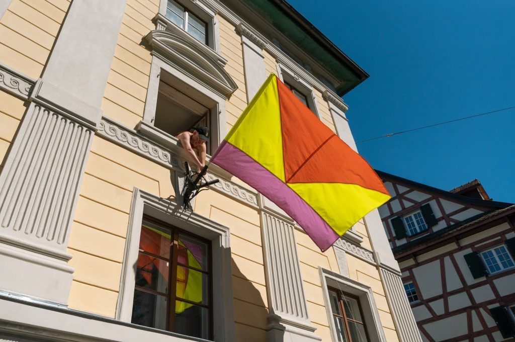 Die Utopie weht am Flaggenmast