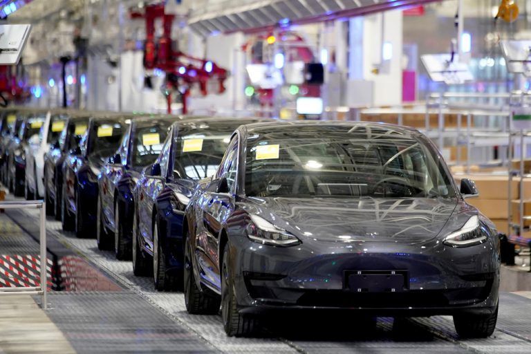 Bis zu 500.000 Tesla sollen im neuen Werk jährlich vom Band rollen.Reuters