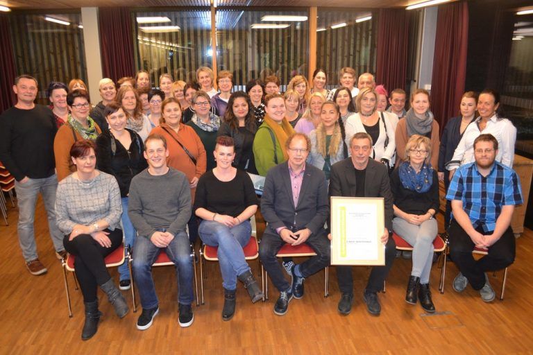 Das Haus Nenzing darf sich künftig E-Qualin-Qualitätshaus nennen.