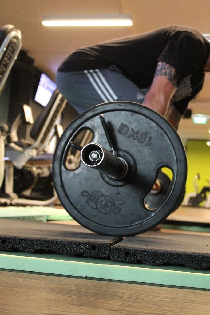 Die dämpfenden Matten von Getzner Werkstoffe sollen die Aufprallkraft auf die Tragschicht um bis zu 75 Prozent reduzieren. Getzner Werkstoffe