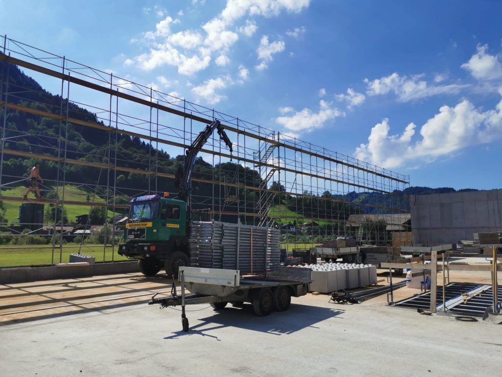 Bezauer Holzfußboden-Hersteller Fröwis braucht mehr Platz