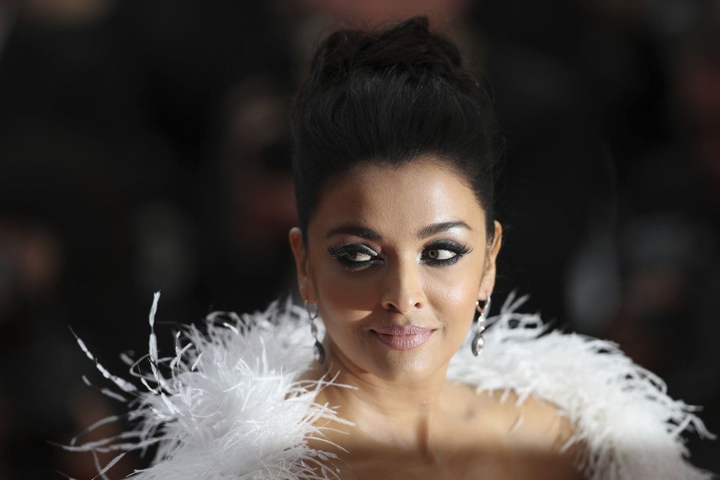 Bollywood-Stars infiziert
