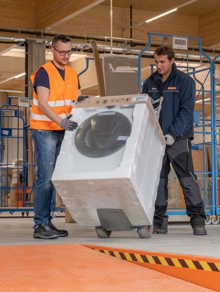 Umschlagsfläche für Gebrüder Weiss