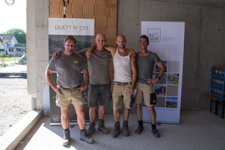 Polier Christoph Winkler und sein Team von ZI-Bau.