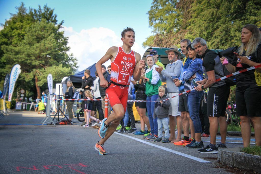 Platz drei und EM-Ticket für Triathlet Leon Pauger
