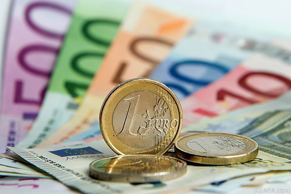 Wirtschaft in Eurozone brach um 12,1 Prozent ein