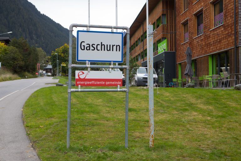 <span class="copyright">Klaus Hartinger</span>