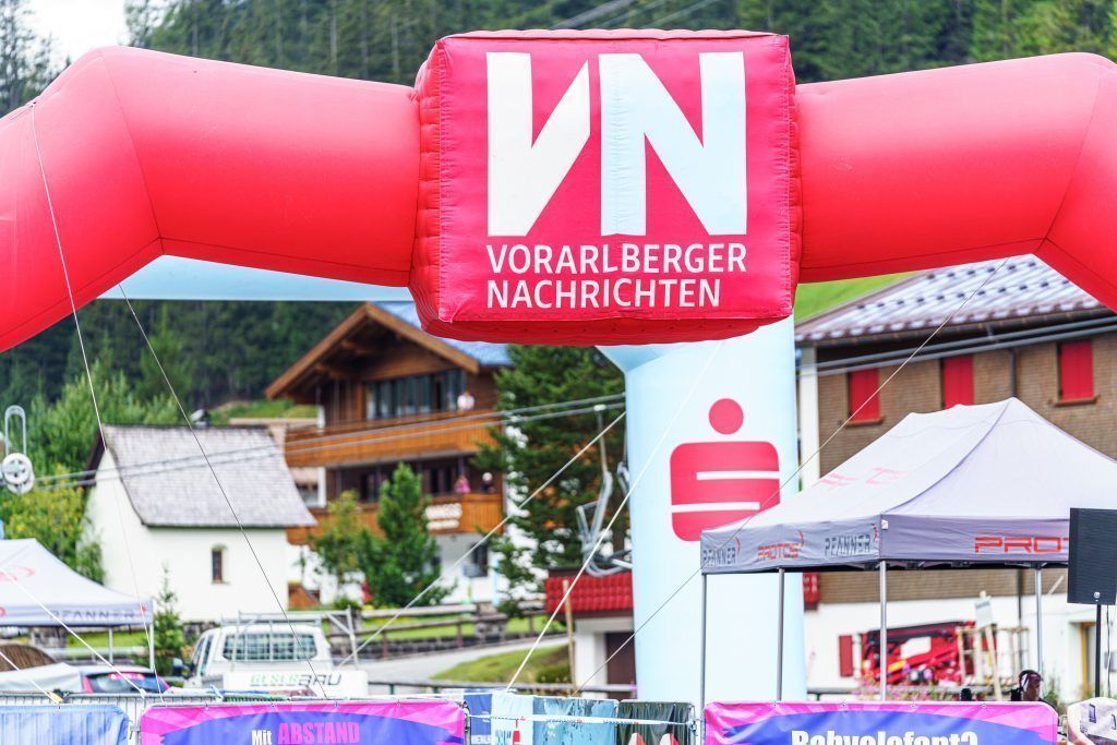 Im Regen drehte Bergspezialistin Sabine Reiner auf