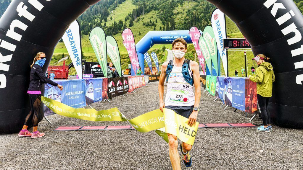 Im Regen drehte Bergspezialistin Sabine Reiner auf