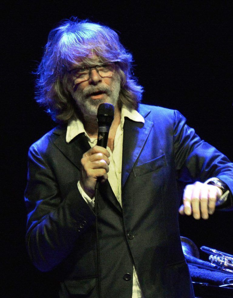 Helge bricht Konzert ab