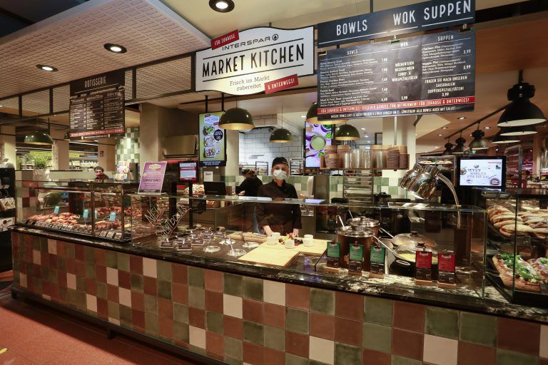 Die Market Kitchen im Bregenzer Interspar ist eine echte Österreich-Premiere. VN/Paulitsch