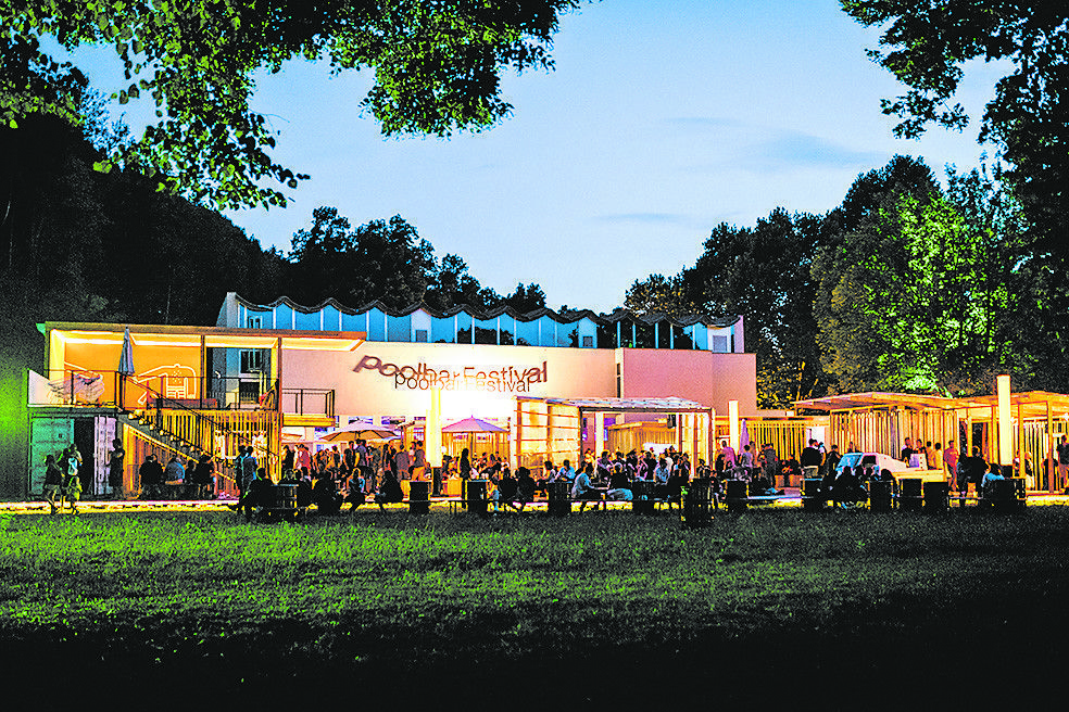 Das poolbar-Festival wartet mit dichtem Outdoor-Programm auf