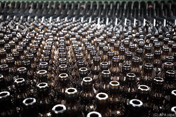 Brauereien verlieren ihren halben Bierumsatz mit Wirten