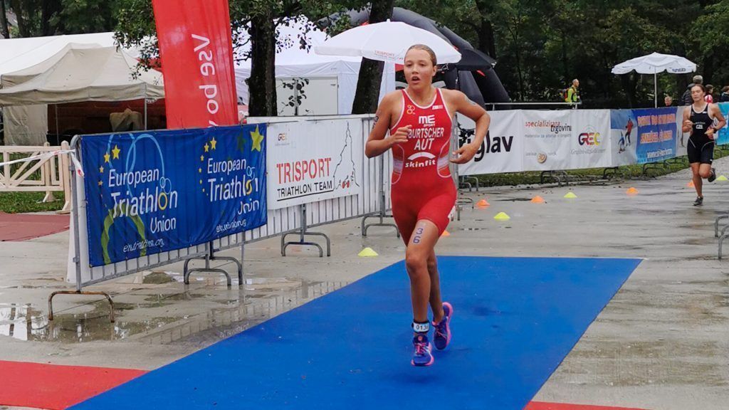 Nachwuchs-Triathleten jubeln über Gold und Bronze