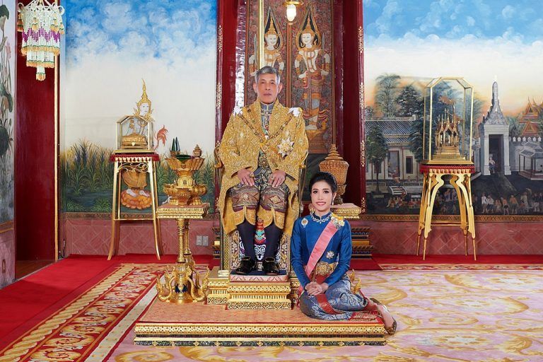 Der thailändische König Maha Vajiralongkorn hatte seine Geliebte Sineenat „Koi“ Wongvajirapakdi im vergangenen Herbst verstoßen. Reuters