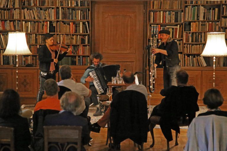 „Brotrock“ in der Villa