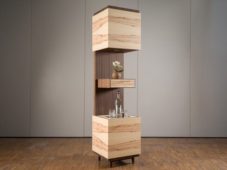 Schnapsbar vertikal nennt sich das Meisterstück von Maximilian Ebert.