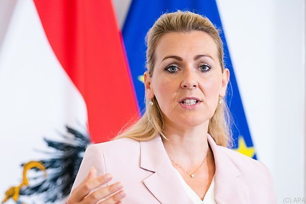 Familienhärtefonds wieder Zankapfel