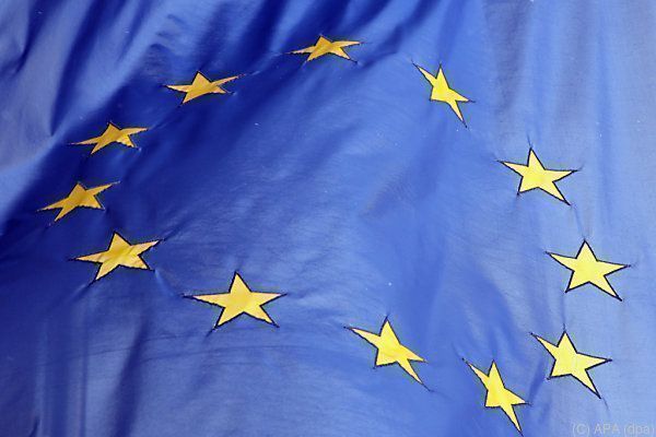 Corona: EU-Bürger vertrauen regionalen Behörden am stärksten