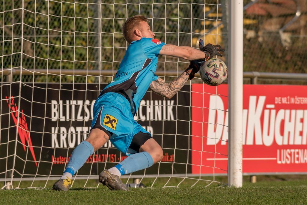 Rassiges Hofsteigderby endet 2:2