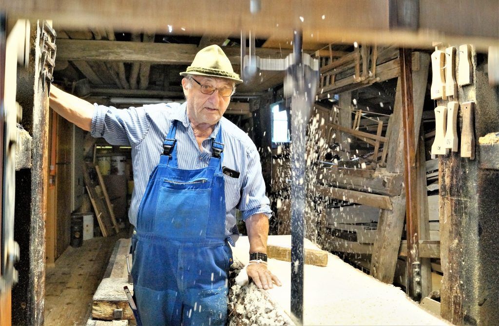 Wasser, Holz und Maßarbeit