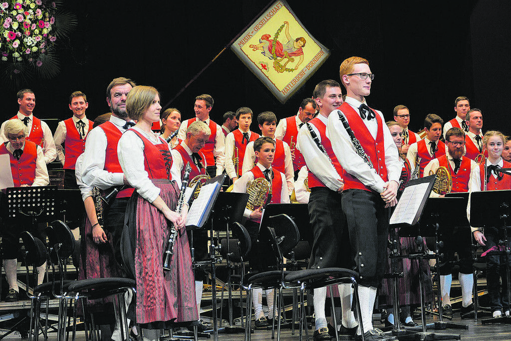 „D‘ Hatler Musig“ gibt den Ton an