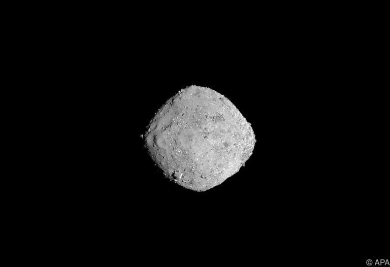 Auch wenn das Einschlagrisiko sehr gering ist, zählt die Nasa Bennu zu den gefährlichsten derzeit bekannten Asteroiden und will ihn deshalb ganz genau erforschen.Reuters