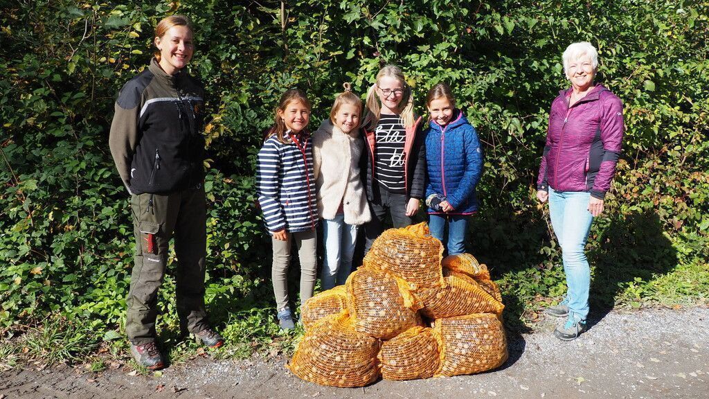 Üppige Spende für Wildparktiere