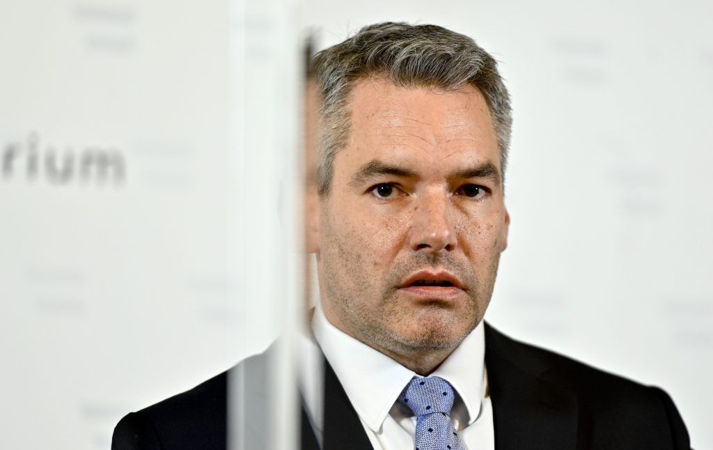 Nehammer gesteht weitere Ermittlungspanne vor Anschlag ein