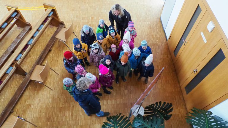 An mehreren Stationen erfuhren die Kinder mehr über die Geschichte des heiligen Martin.